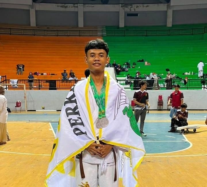 SISWA SMK KETINTANG SURABAYA RAIH DUA MEDALI PERAK DI PIALA WALIKOTA 2026(1)